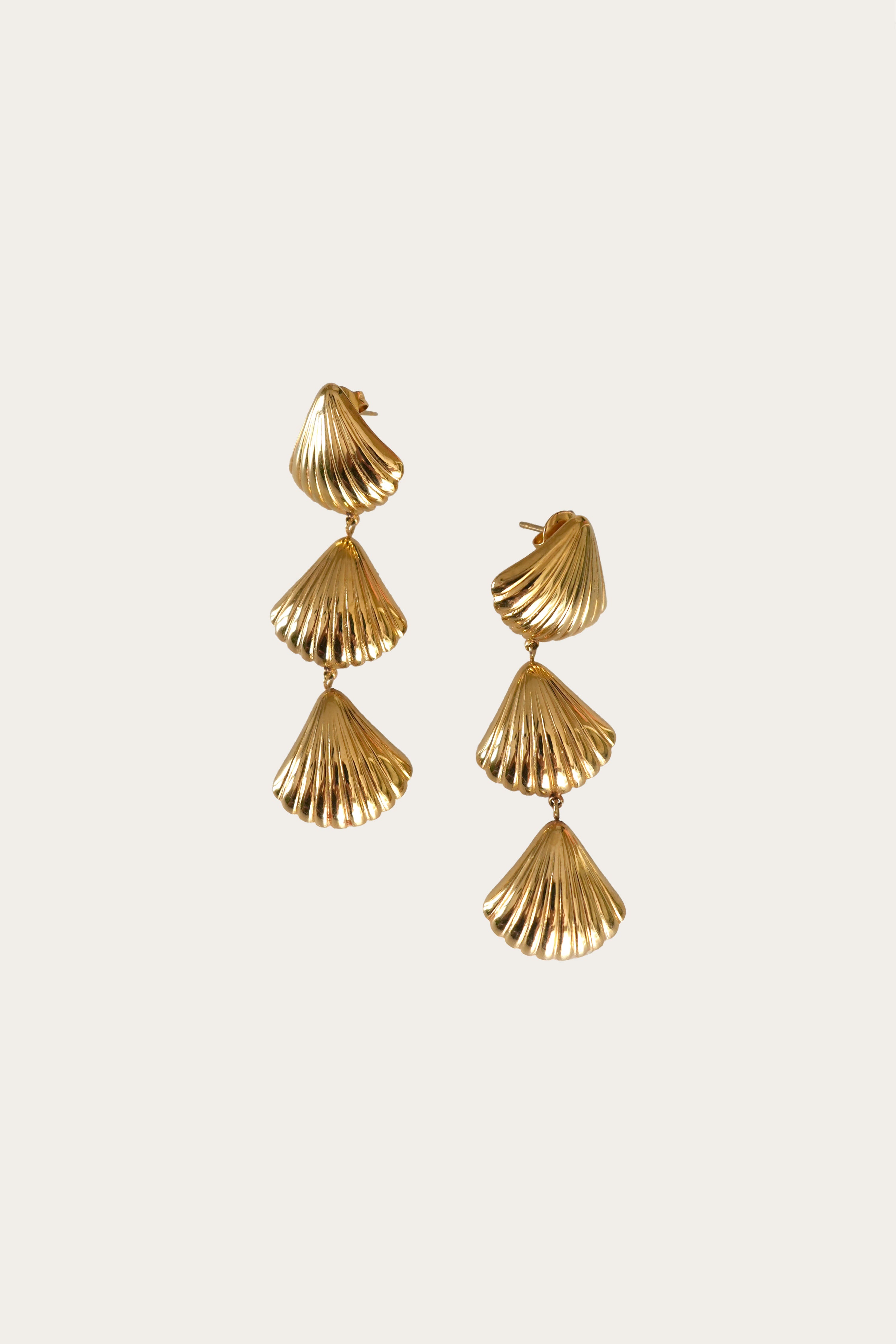 Waterproof Seashell Chandelier Earrings